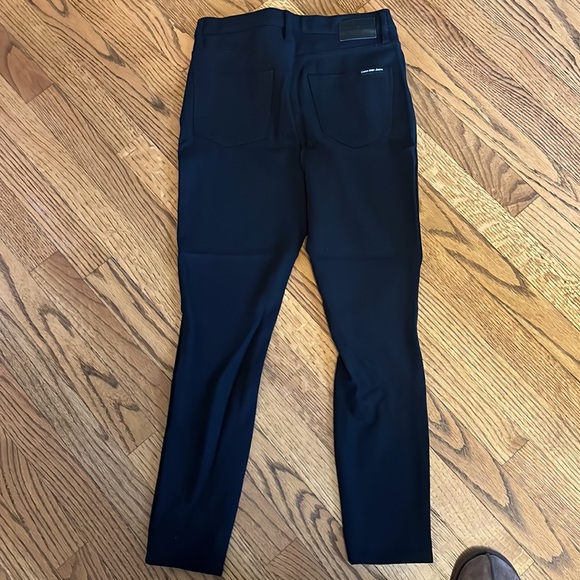 Calvin Klein jeans stretchy pants - Picture 2 of 2